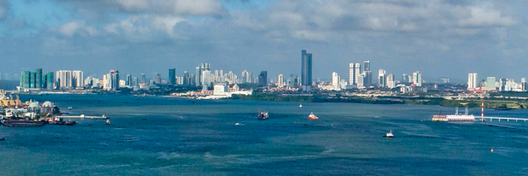 Pemandangan latar langit bandar Johor Bahru